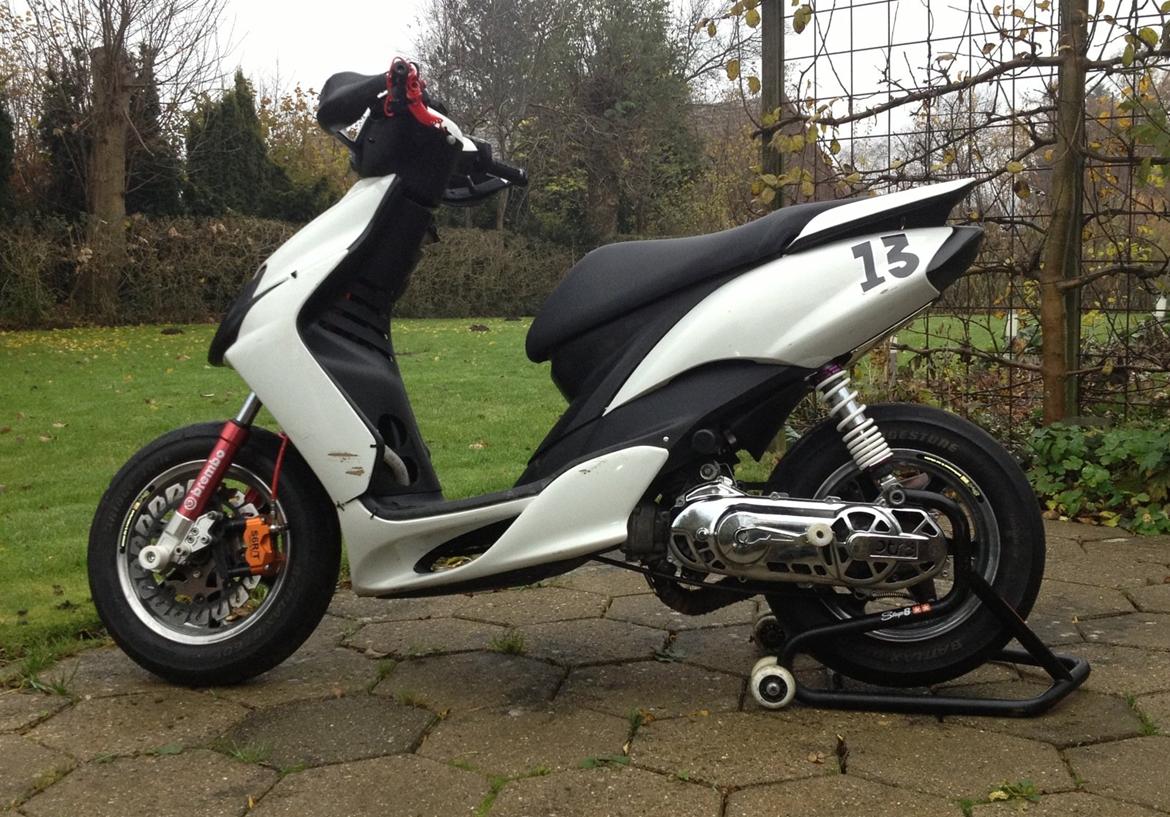 Yamaha Jog RR LC TS billede 1