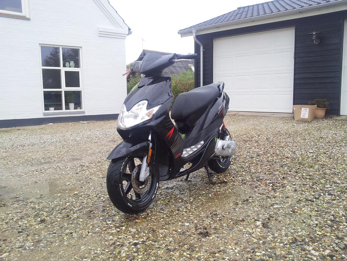 Yamaha Jog r billede 1