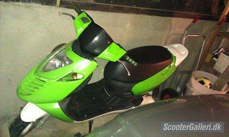Aprilia Sonic billede 2