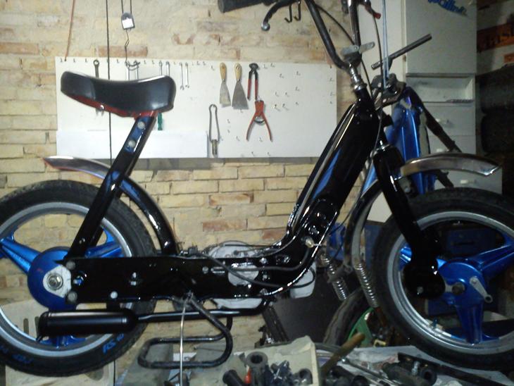 {{currentPhoto.altText}} billede {{currentPhoto.number}}