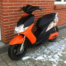 Yamaha Jog R (Kinky) Byttet til MHR SFX ;)