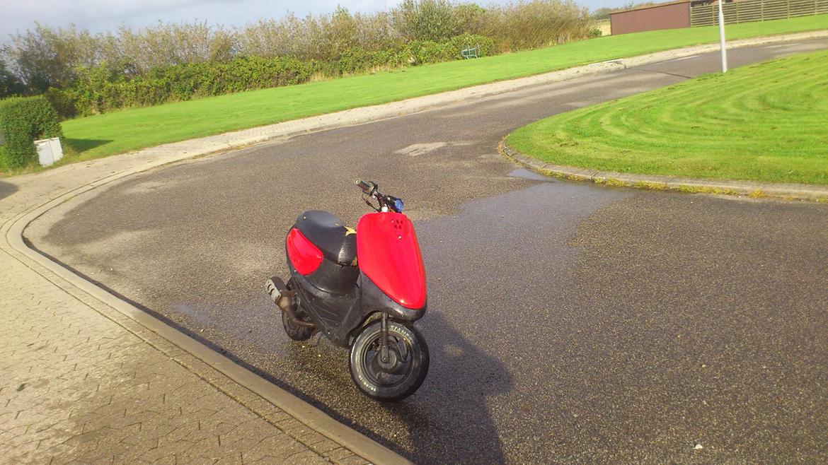Yamaha jog space (Projekt) (taget af politiet) billede 12