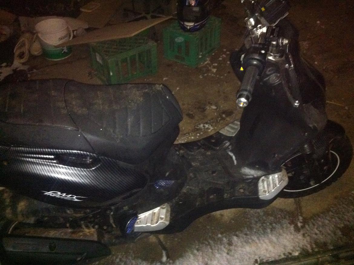 PGO pmx naked billede 8