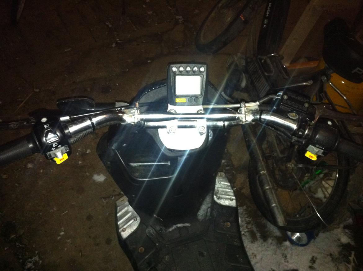 PGO pmx naked billede 10