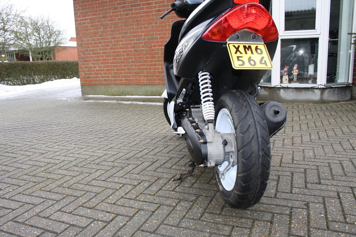 Yamaha jog R billede 5