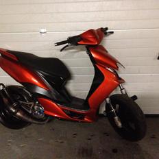 Yamaha jog RR (Den orange slæde)