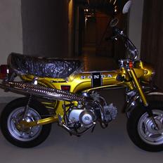 Honda ST50 DAX