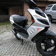 Peugeot Speedfight 2 AC