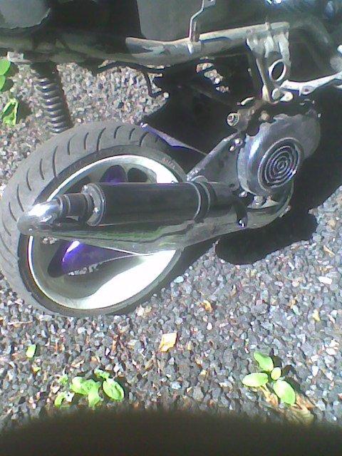 Aprilia rally billede 2