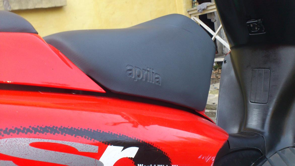 Aprilia sr50 soldt billede 8