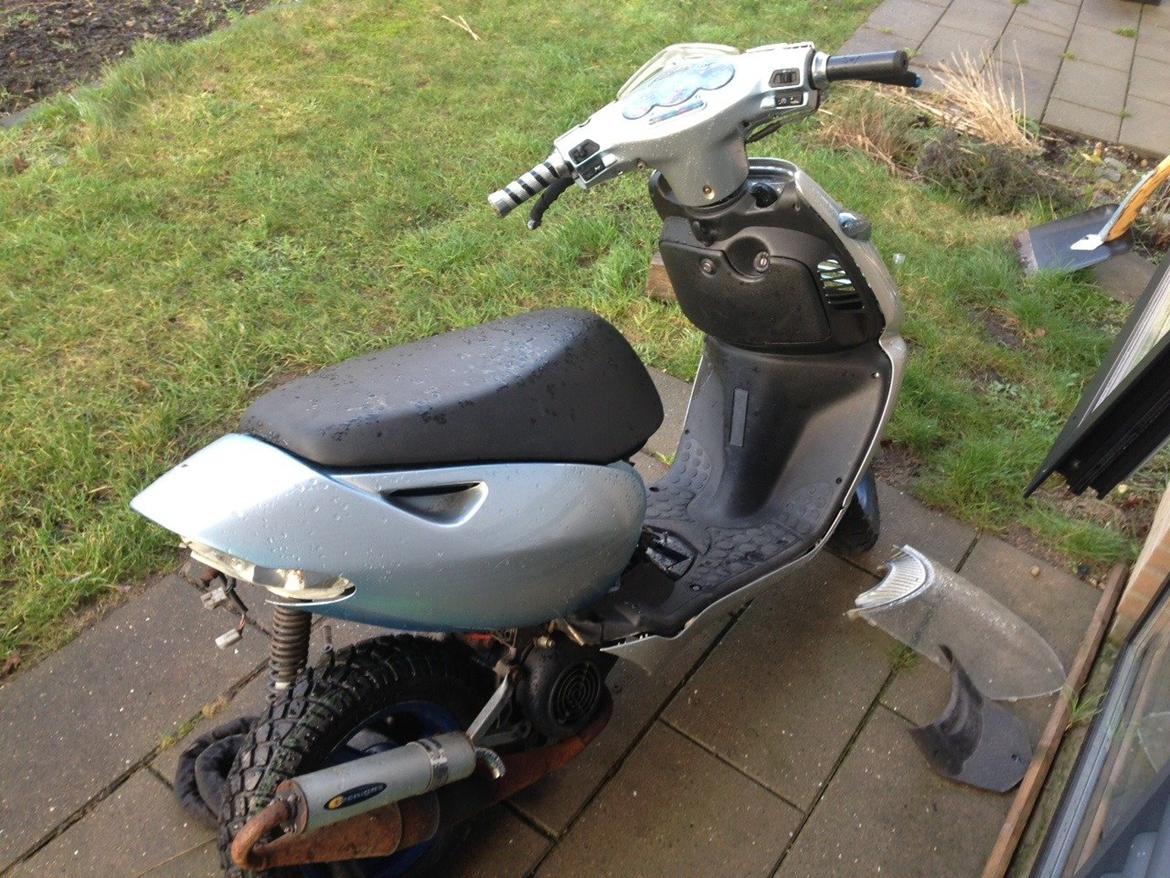 Aprilia sonic slogt billede 1