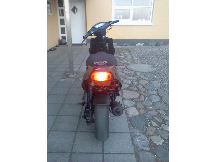 {{currentPhoto.altText}} billede {{currentPhoto.number}}