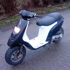 Piaggio Typhoon (BYTTET)