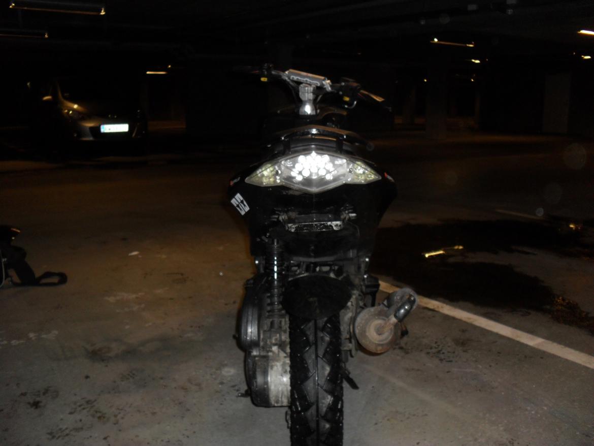 Peugeot Speedfight 3 SKRIV FOR PRIS billede 11