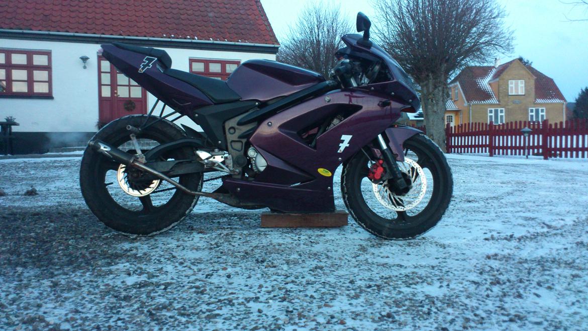 Rieju Rs2 Matrix ''The Purple Rocket'' billede 5