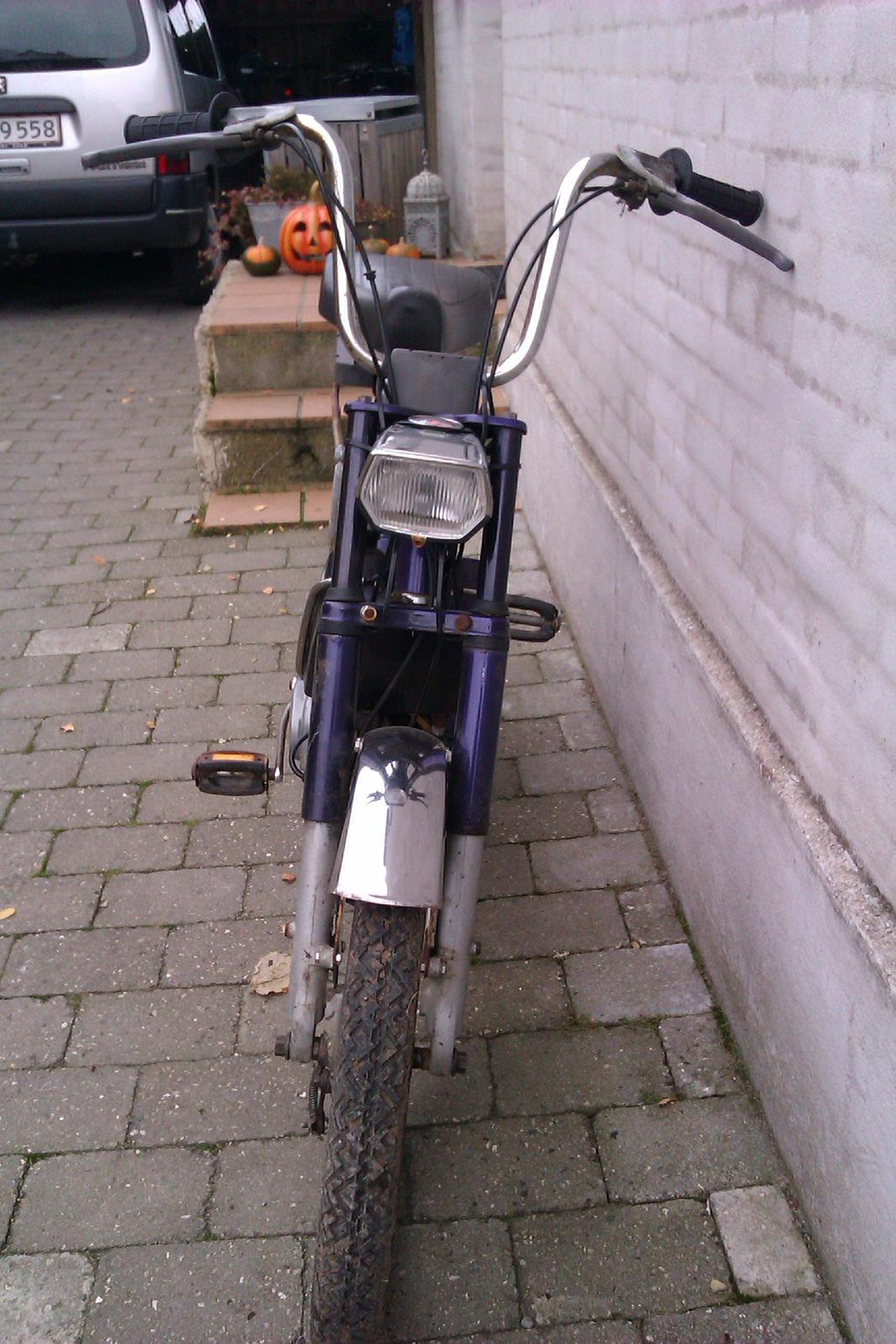 Vespa Bravo (SOLGT) billede 5