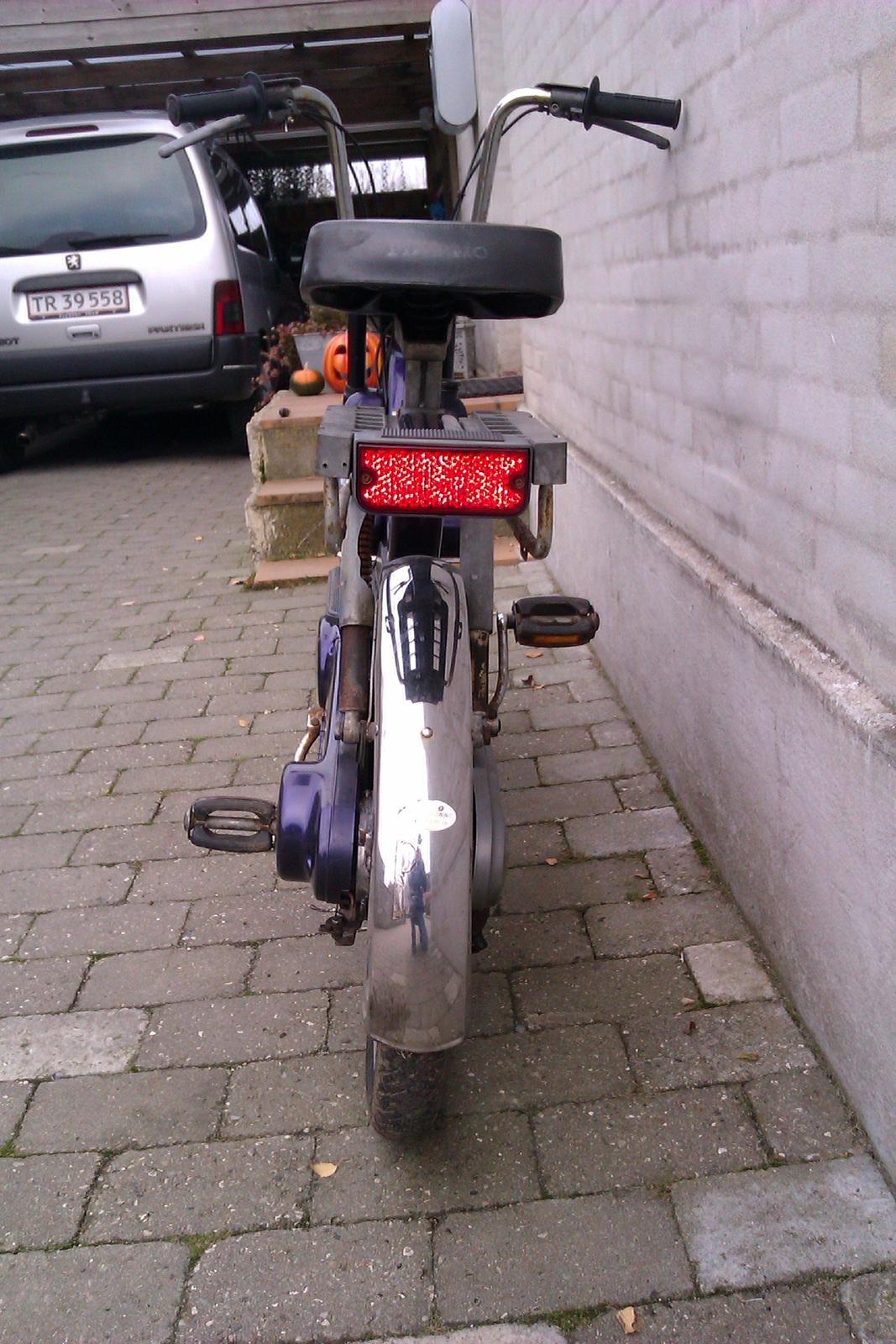 Vespa Bravo (SOLGT) billede 6