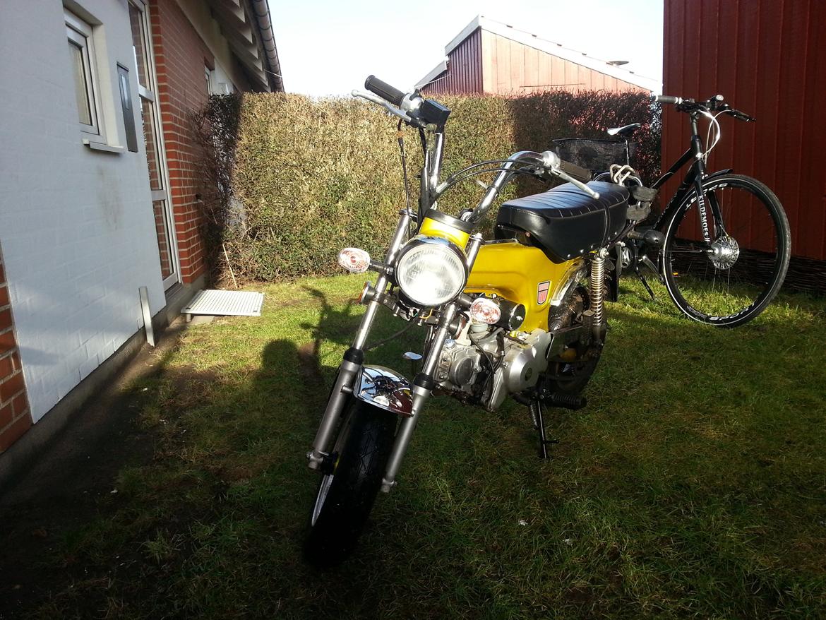 Zhenhua "Honda" Dax ZH-50 - Friske billeder 29-01-2013 
(en smule beskidt) billede 1