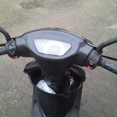 Giantco G-Buddy