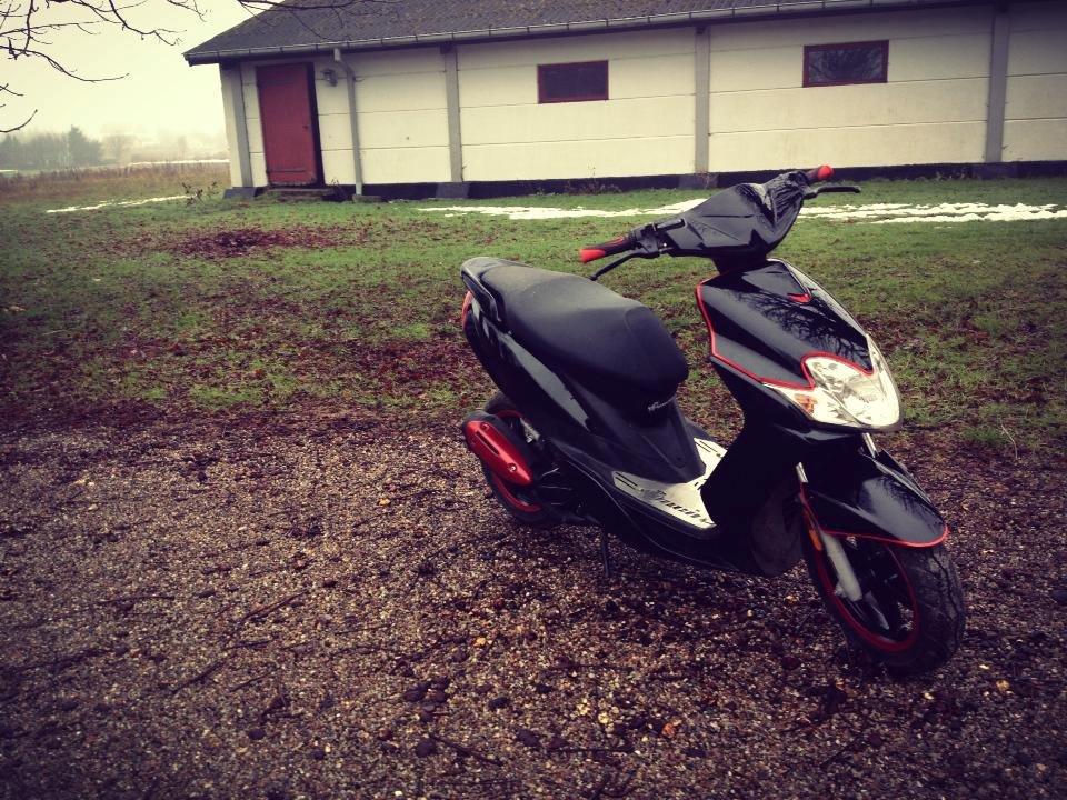 Yamaha Jog R - Efter gejl + lavet standard billede 1