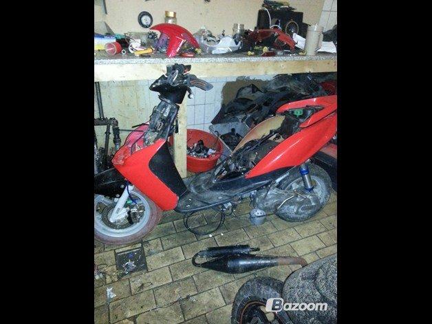 Yamaha Jog R billede 1