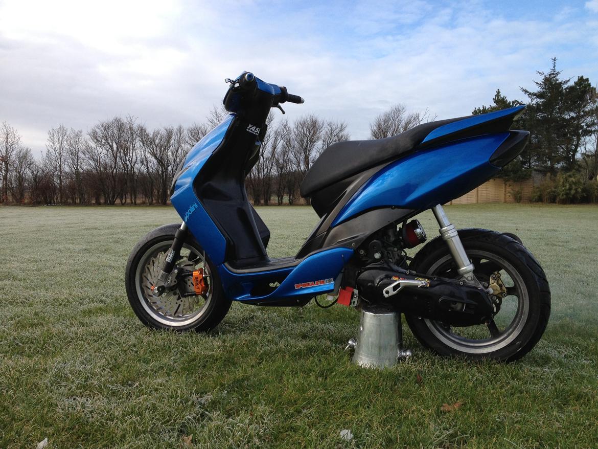 Yamaha Jog RR (The blue racer) billede 9