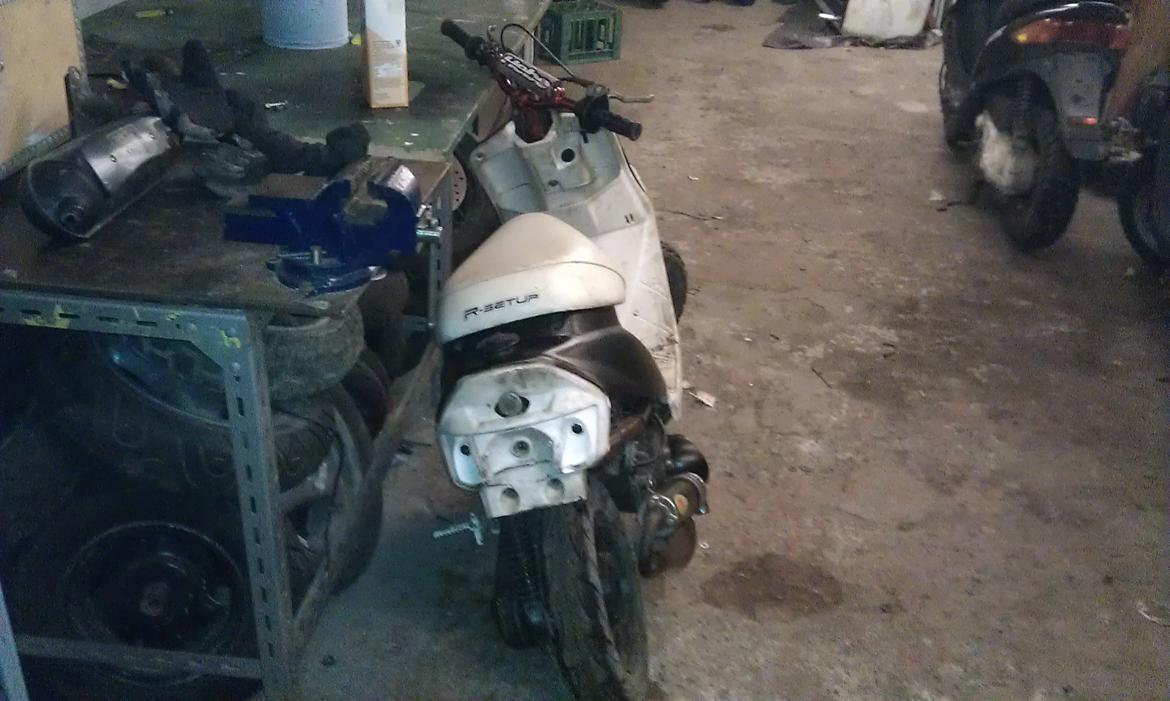 Yamaha Jog FS billede 2