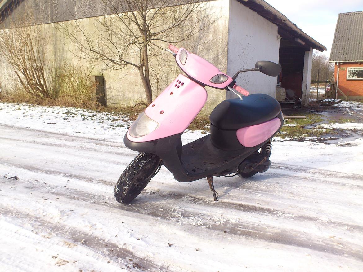 Yamaha Jog Space Miss Piggy. billede 1