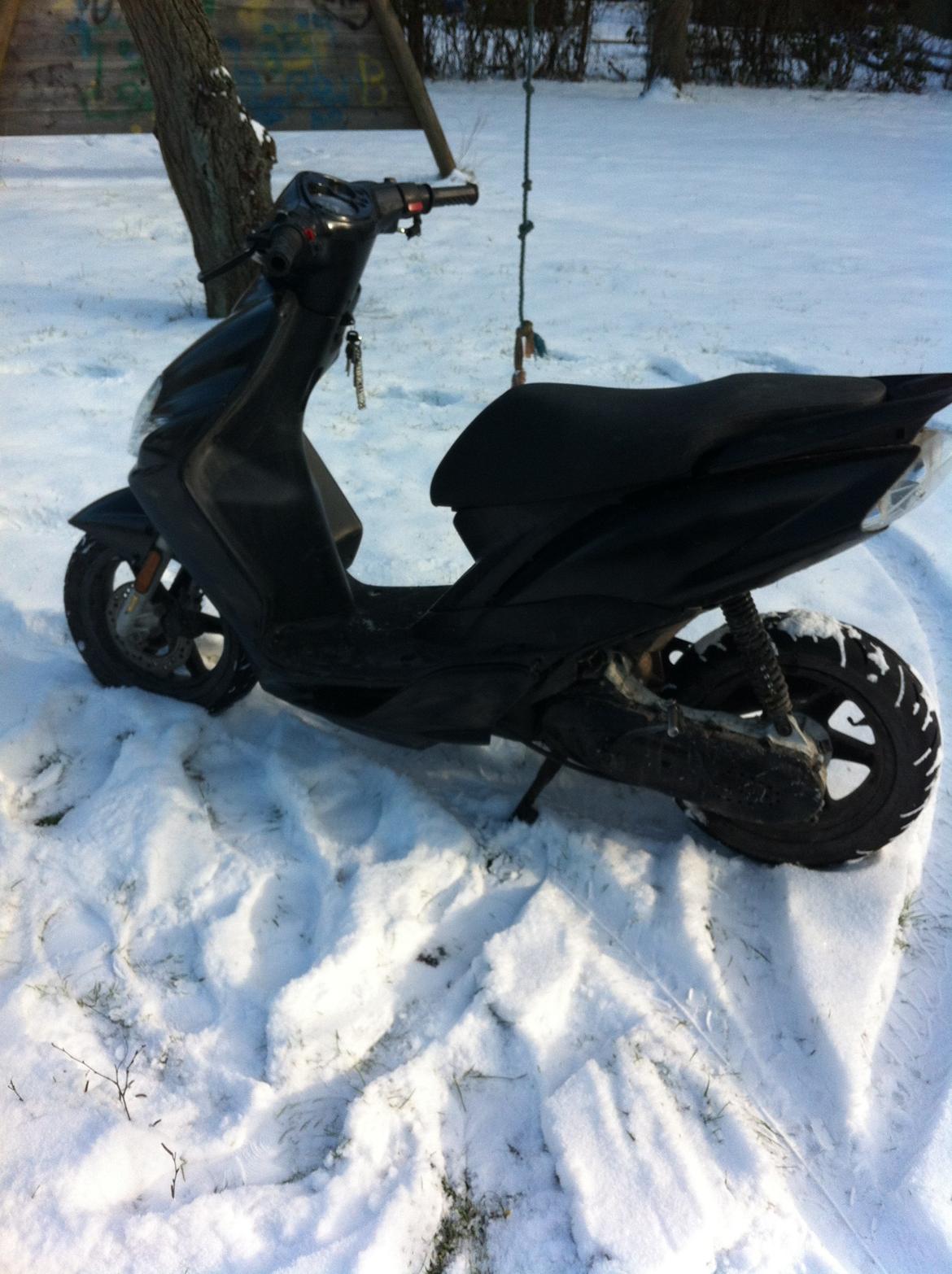Yamaha Jog R [Tidl.scooter] billede 6