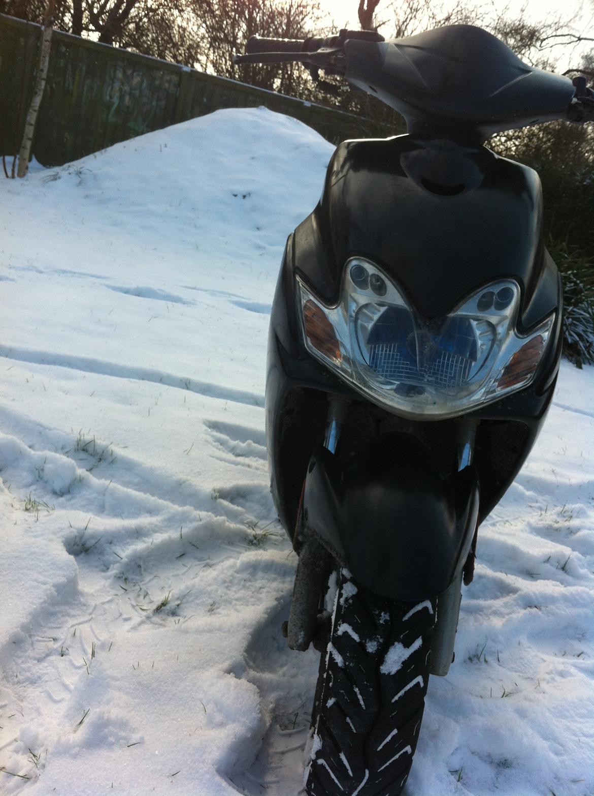 Yamaha Jog R [Tidl.scooter] billede 1