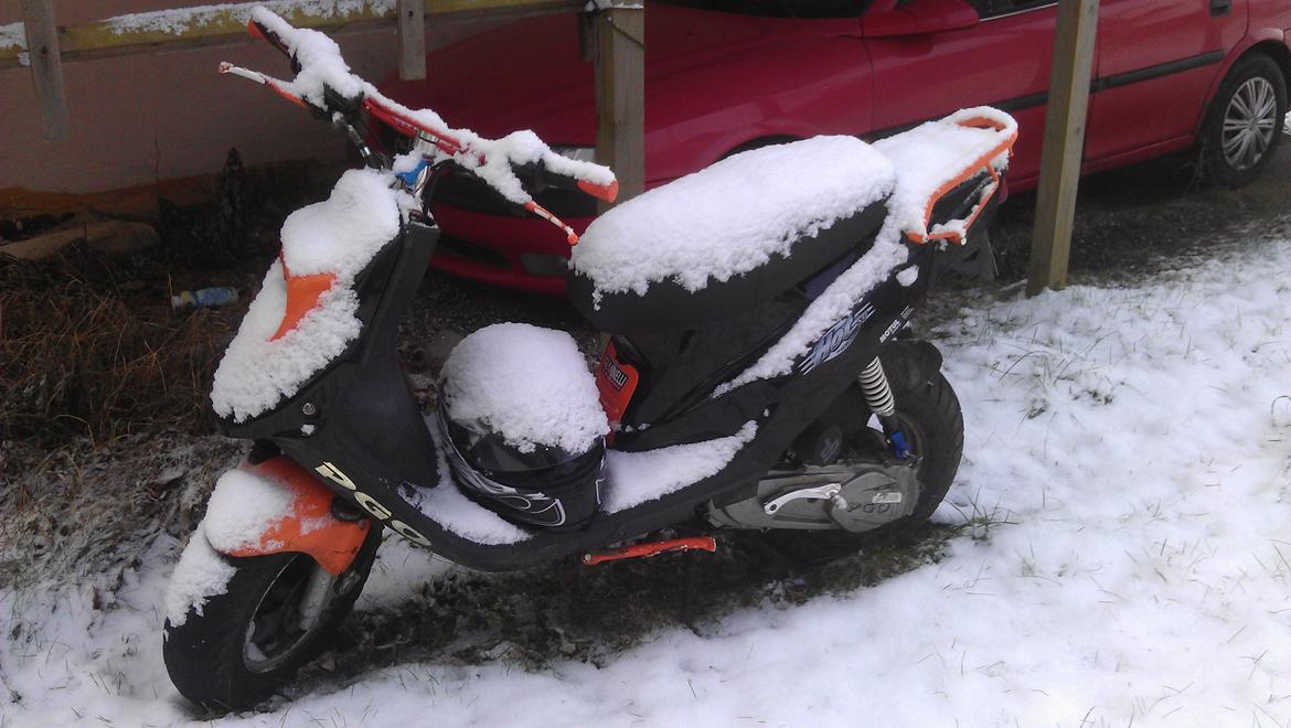 PGO hot 50 - efter en nat ude i sne vejret ;-) billede 6