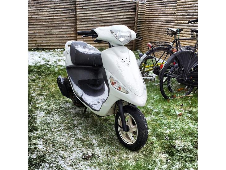 {{currentPhoto.altText}} billede {{currentPhoto.number}}