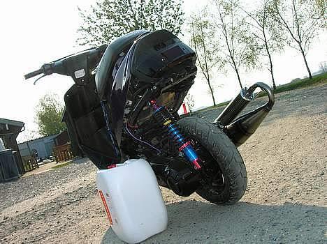 Yamaha Jog Fs Qano´s SOLGT - Min lækker joooooog ! billede 1