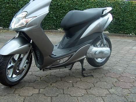 Yamaha Jog R (TEAM-T.F.B) billede 9