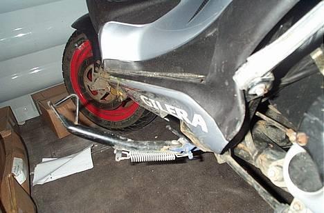 Gilera Runner 50sp (totalskadet) - Venstre side tog skraldet.. billede 17