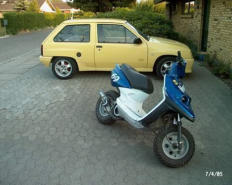 Yamaha BWS(solgt) - lige et med vognen i baggrunden.. billede 18