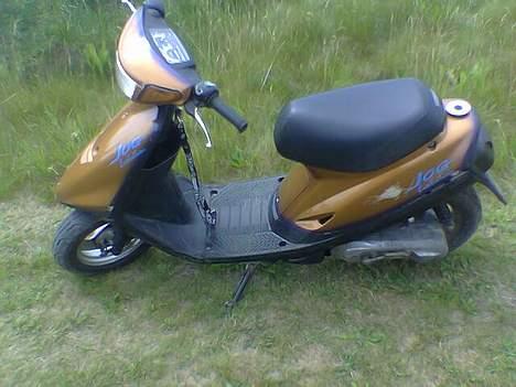 Yamaha jog- solgt - det er hvor jeg lige har købt den hva sys i  billede 4