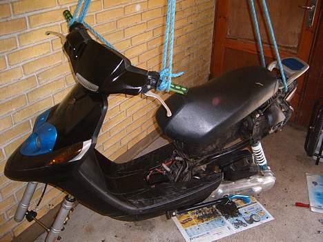 Yamaha Bws NG projekt del 2 - Der hænger den jo godt... he he (: billede 4