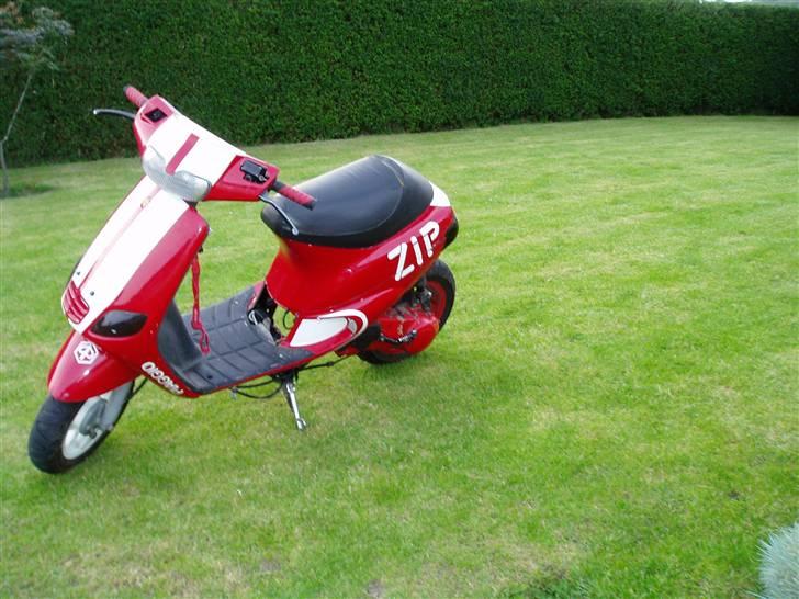 Piaggio ZIP SD - SOLGT ! - Nyt - Så blev den sgu færdig - næsten :) billede 2