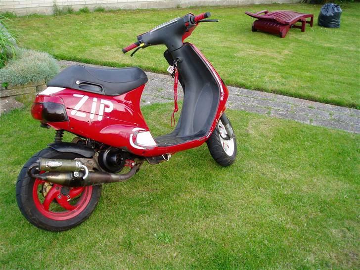 Piaggio ZIP SD - SOLGT ! - Ja så skete det sgu - jeg væltede. En gang skal jo være den første :´) billede 10
