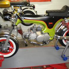 Honda Dax (under opbygning)