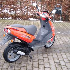 Aprilia Sr50 Solgt