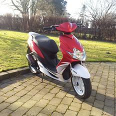 Yamaha Jog R Sports Edition