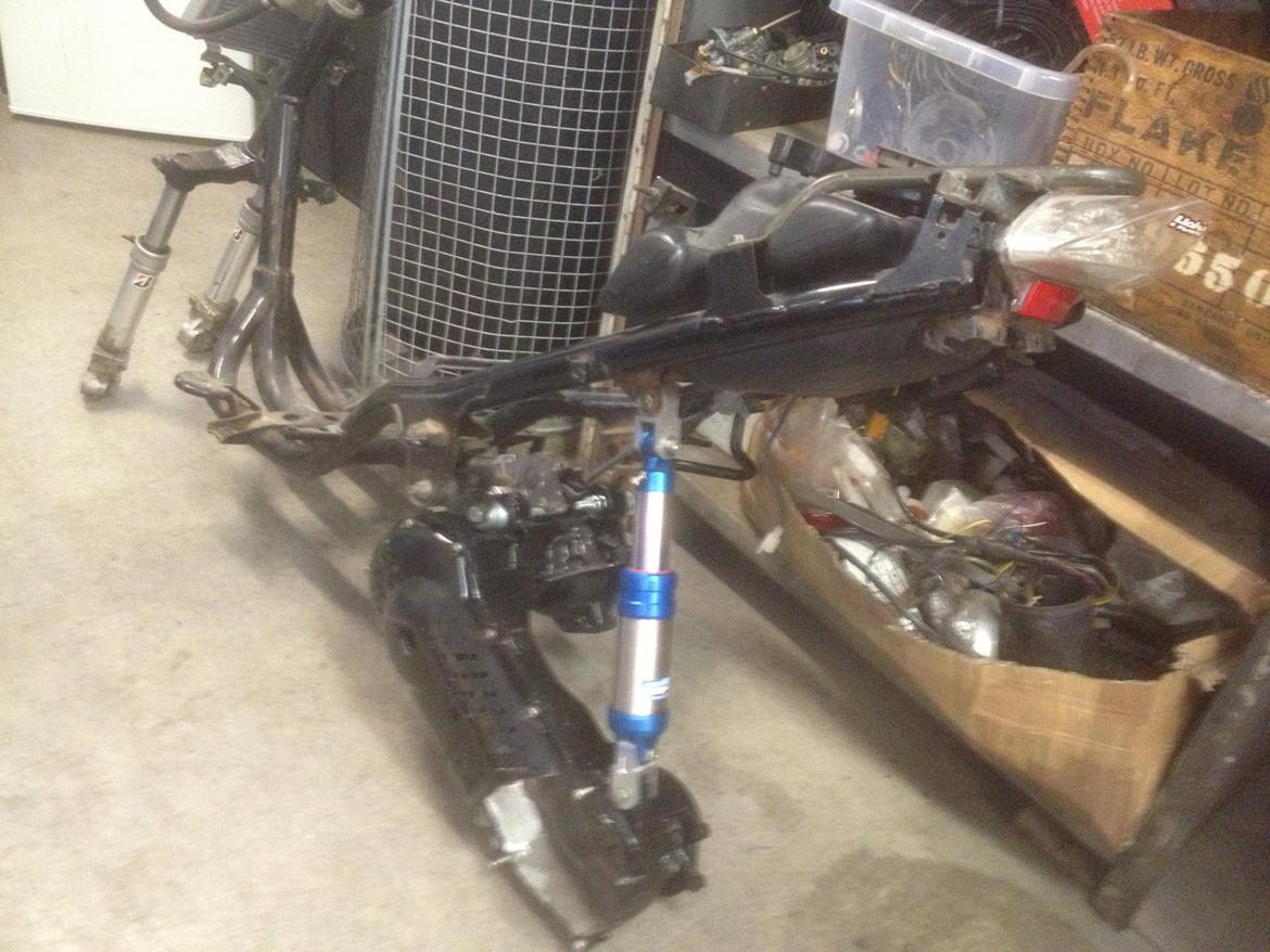 Yamaha Aerox R-Setup Red Top LC - Højt siddende! :D  billede 13