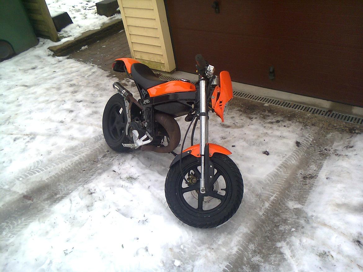 Suzuki Street magic - Whoop billede 1