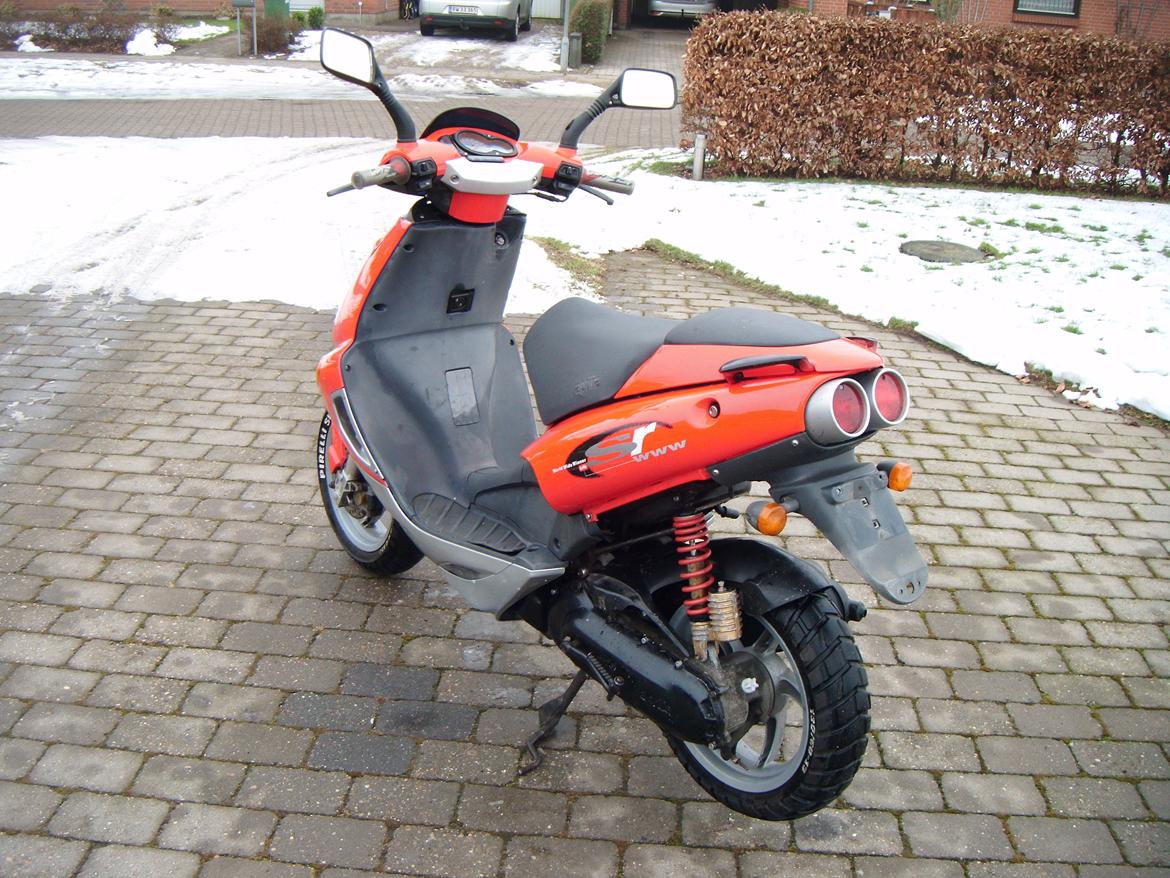 Aprilia Sr50 Solgt billede 2