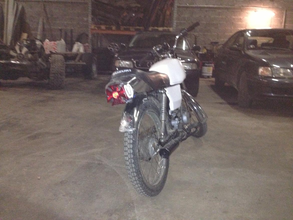 Suzuki dm 50 billede 4