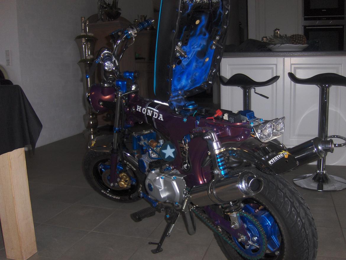 Honda DAX SÆGES billede 2