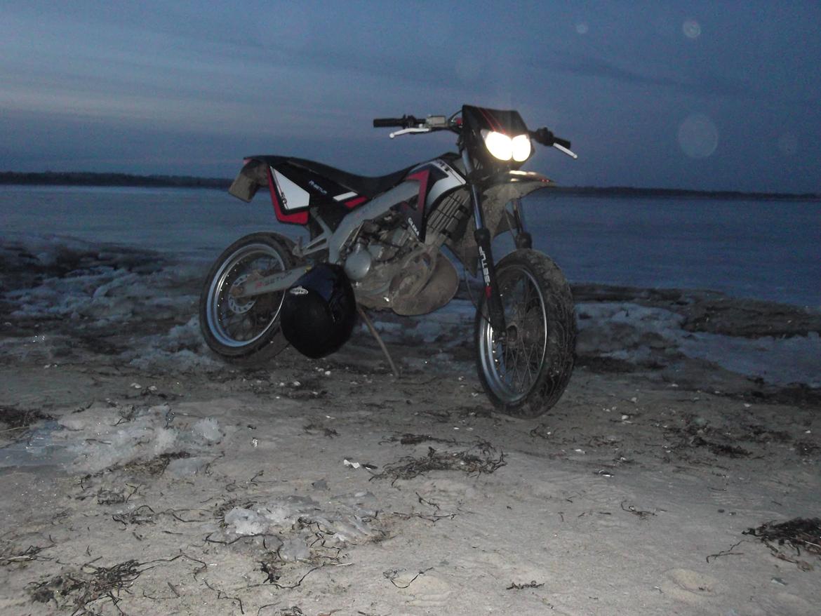 Gilera smt   (Jonna) - en dejlig morgen ved stranden med jonna  billede 3