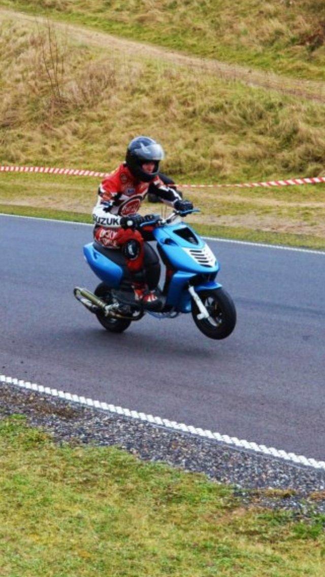 Aprilia Sonic ts sælges i dele billede 3